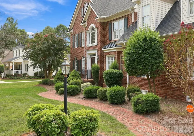 Photo 3 of Single family home for sale at 633 Peacehaven Rd, Kannapolis, NC 28083 | MLS# 4423398 | Listing updated on 2026-09-25