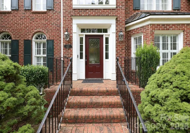 Photo 3 of Single family home for sale at 633 Peacehaven Rd, Kannapolis, NC 28083 | MLS# 4423398 | Listing updated on 2026-09-25