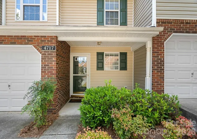 Photo 1 of Townhouse for sale at 4717 Grier Farm Ln, Charlotte, NC 28270 | MLS# 4423441 | Listing updated on 2026-09-18