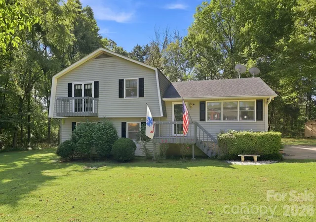 Single family home for sale at 5421 Woodside Dr, Rock Hill, SC 29732 | MLS# 4423453