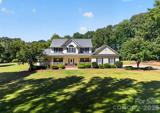Photo 1 of Single family home for sale at 4043 Thompson Rd, Lancaster, SC 29720 | MLS# 4423460 | Listing updated on 2026-10-02