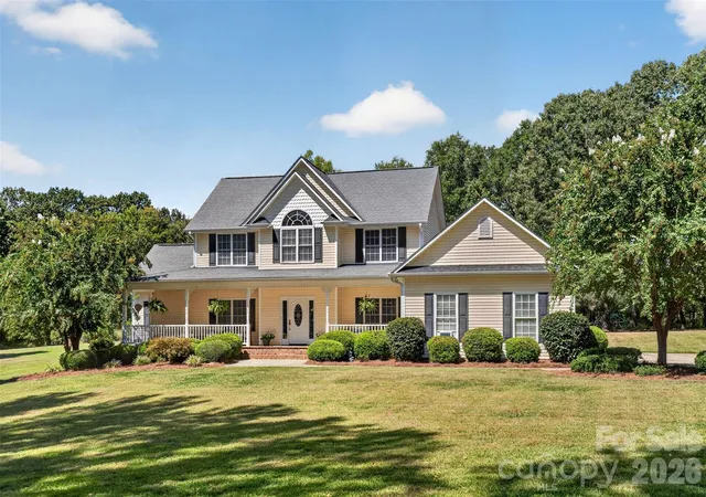 Photo 3 of Single family home for sale at 4043 Thompson Rd, Lancaster, SC 29720 | MLS# 4423460 | Listing updated on 2026-10-02