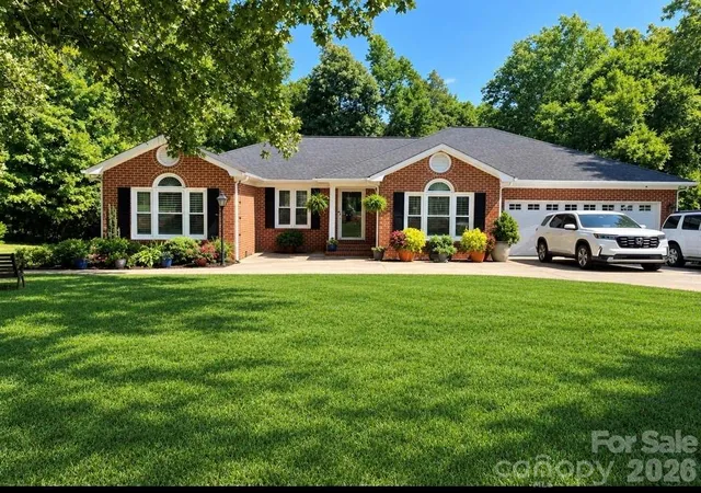 Single family home for sale at 3001 Sunset Rd, Charlotte, NC 28216 | MLS# 4423479