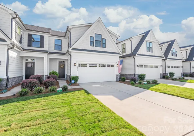 Photo 2 of Townhouse for sale at 7049 Old Evergreen Pkwy, Indian Trail, NC 28079 | MLS# 4423487 | Listing updated on 2026-10-17