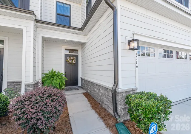 Photo 3 of Townhouse for sale at 7049 Old Evergreen Pkwy, Indian Trail, NC 28079 | MLS# 4423487 | Listing updated on 2026-10-17