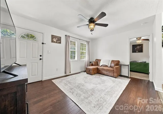 Photo 3 of Single family home for sale at 5118 W Piedmont Cir, Conover, NC 28613 | MLS# 4423529 | Listing updated on 2026-09-12