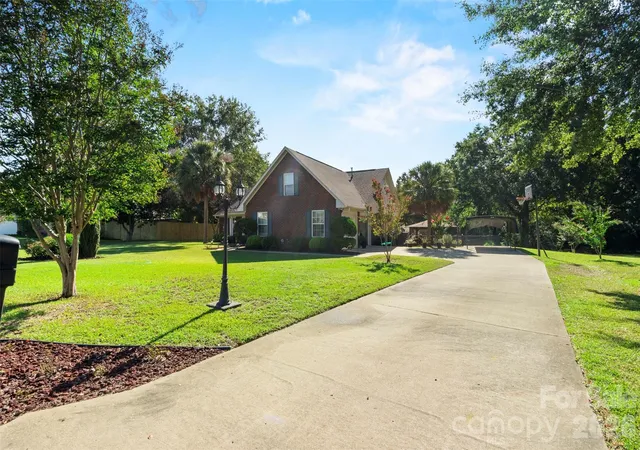 Photo 2 of Single family home for sale at 3110 Tamarah Way, Sumter, SC 29154 | MLS# 4423593 | Listing updated on 2026-09-13