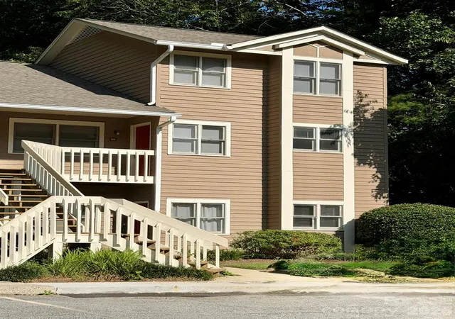 Condo for sale at 22 Willow Tree Run, Asheville, NC 28803 | MLS# 4423602