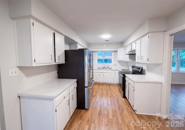 Photo 2 of Single family home for sale at 1524 Mt Holly Huntersville Rd, Charlotte, NC 28214 | MLS# 4423626 | Listing updated on 2026-10-08
