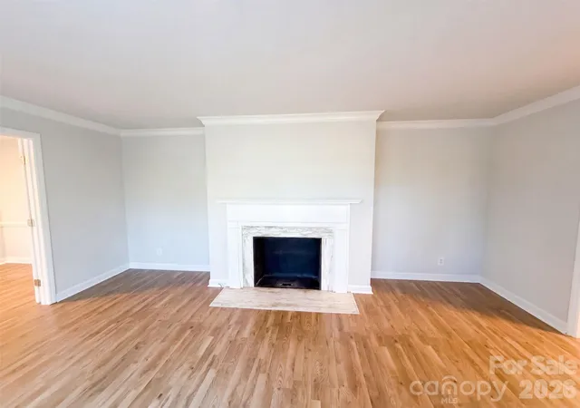 Photo 3 of Single family home for sale at 1524 Mt Holly Huntersville Rd, Charlotte, NC 28214 | MLS# 4423626 | Listing updated on 2026-10-08