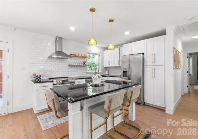 Photo 3 of Single family home for sale at 610 Ridgeway Dr, Belmont, NC 28012 | MLS# 4423628 | Listing updated on 2026-09-29
