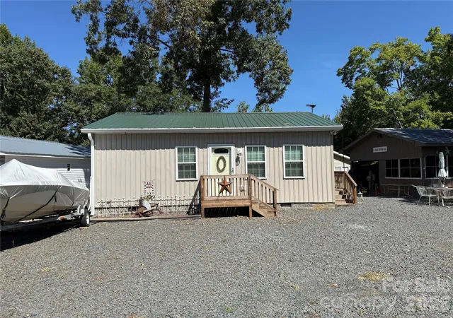 Photo 2 of Single family home for sale at 222 Lake Tillery Trl #C72, Mount Gilead, NC 27306 | MLS# 4423632 | Listing updated on 2026-09-12