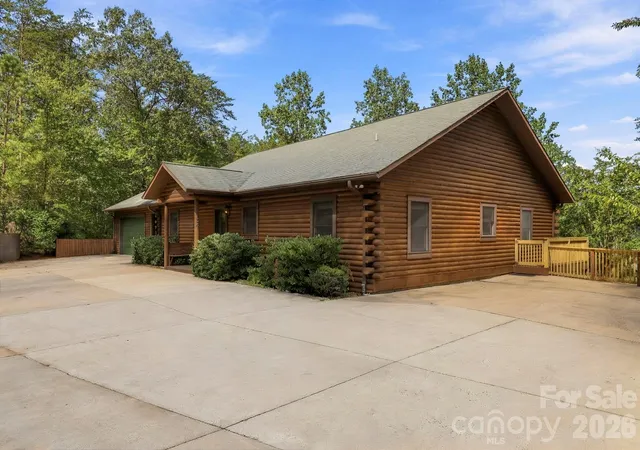 Photo 3 of Single family home for sale at 134 Raleigh Dr, Lake Lure, NC 28746 | MLS# 4423634 | Listing updated on 2026-09-19