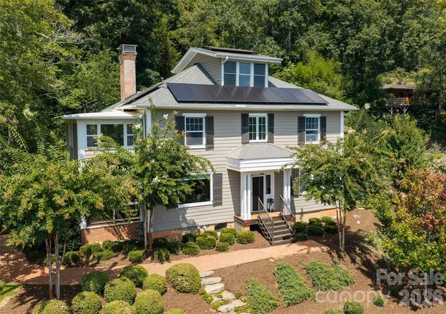 Single family home for sale at 35 Elias Pl, Asheville, NC 28804 | MLS# 4423637