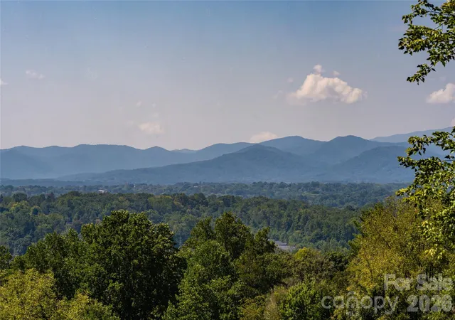 Photo 3 of Single family home for sale at 35 Elias Pl, Asheville, NC 28804 | MLS# 4423637 | Listing updated on 2026-10-03