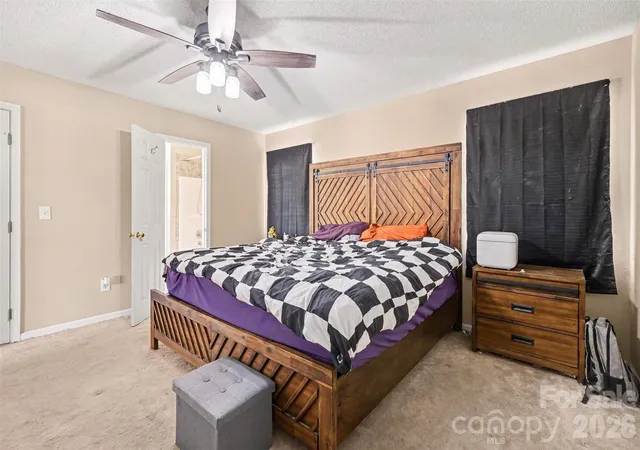 Photo 4 of Single family home for sale at 983 Farmington Ct, Concord, NC 28025 | MLS# 4423644 | Listing updated on 2026-09-18