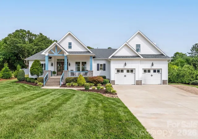 Photo 1 of Sale Pending at 510 Huffstetler Rd, Gastonia, NC 28056 | MLS# 4423649 | Listing updated on 2026-09-24