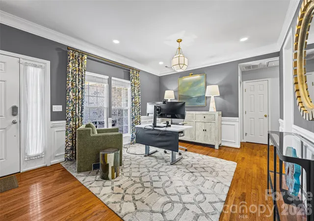 Photo 3 of Single family home for sale at 306 Drake Park Ave, Fort Mill, SC 29708 | MLS# 4423650 | Listing updated on 2026-09-26