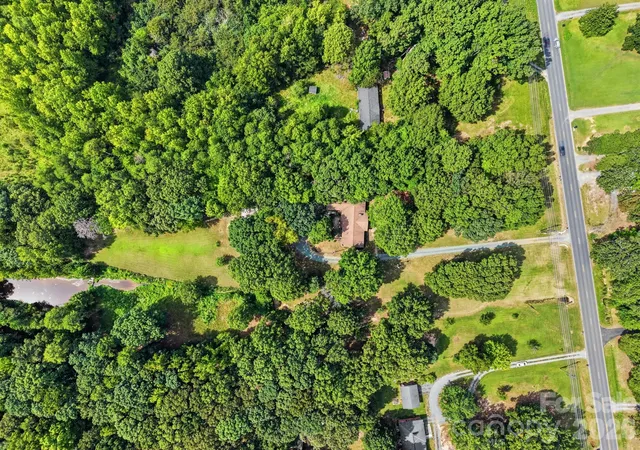 Photo 3 of Single family home for sale at 4323 Weddington Rd, Monroe, NC 28110 | MLS# 4423652 | Listing updated on 2026-10-16