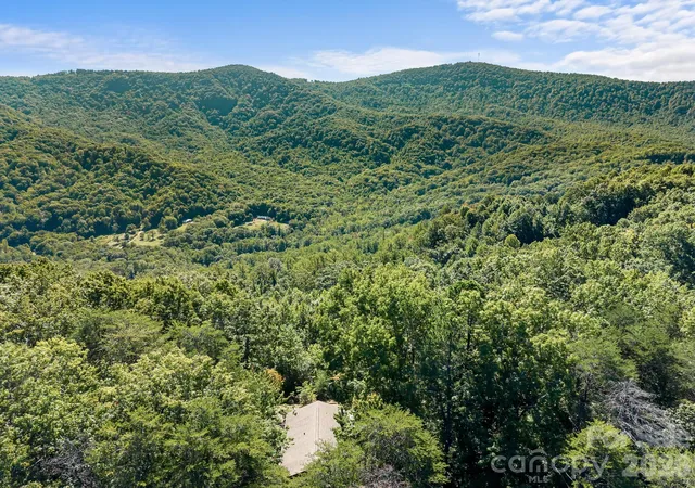 Photo 1 of Single family home for sale at 600 Piney Gate Rd, Saluda, NC 28773 | MLS# 4423662 | Listing updated on 2026-09-28