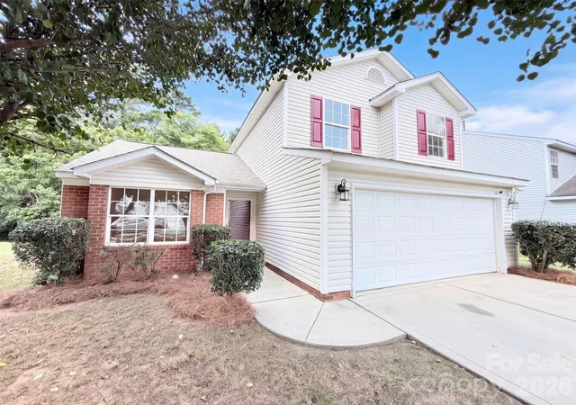 Single family home for sale at 8616 Silver Fls Way, Charlotte, NC 28227 | MLS# 4423664