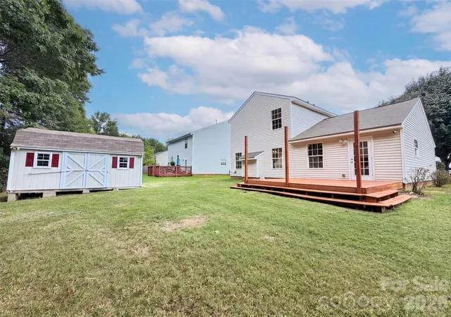 Photo 18 of Single family home for sale at 8616 Silver Fls Way, Charlotte, NC 28227 | MLS# 4423664 | Listing updated on 2026-10-08