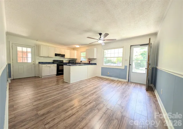 Photo 3 of Single family home for sale at 164 Blackmon Cir, Kershaw, SC 29067 | MLS# 4423665 | Listing updated on 2026-10-16