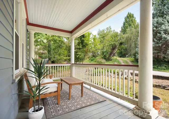 Photo 3 of Single family home for sale at 16 West St, Asheville, NC 28801 | MLS# 4423666 | Listing updated on 2026-10-08