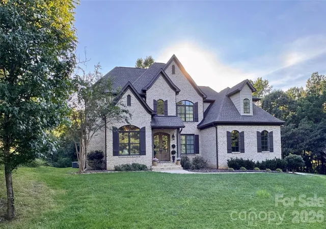 Photo 1 of Single family home for sale at 141 Clearview Rd, Rock Hill, SC 29732 | MLS# 4423669 | Listing updated on 2026-09-21
