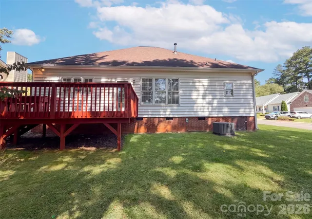 Photo 4 of Single family home for sale at 331 Market Hall Pl, Rock Hill, SC 29732 | MLS# 4423671 | Listing updated on 2026-10-30