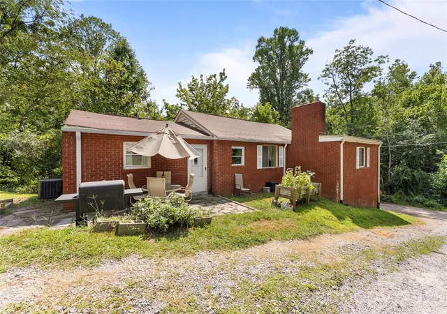 Photo 1 of Single family home for sale at 108 Wilrecar Dr, Black Mountain, NC 28711 | MLS# 4423678 | Listing updated on 2026-09-25