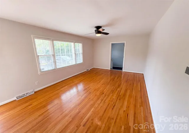 Photo 2 of Single family home for sale at 1030 Mclaughlin Dr, Charlotte, NC 28212 | MLS# 4423683 | Listing updated on 2026-09-15