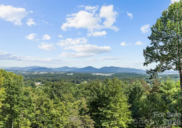 Photo 3 of Single family home for sale at 114 Split Rock Trl #8, Arden, NC 28704 | MLS# 4423684 | Listing updated on 2026-09-16