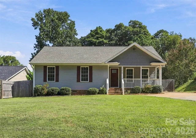 Single family home for sale at 1218 Calhoun St, Rock Hill, SC 29732 | MLS# 4423686