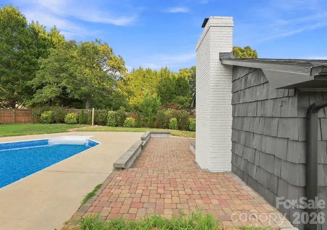 Photo 4 of Single family home for sale at 452 Mirror Lake Rd, Salisbury, NC 28146 | MLS# 4423689 | Listing updated on 2026-09-12