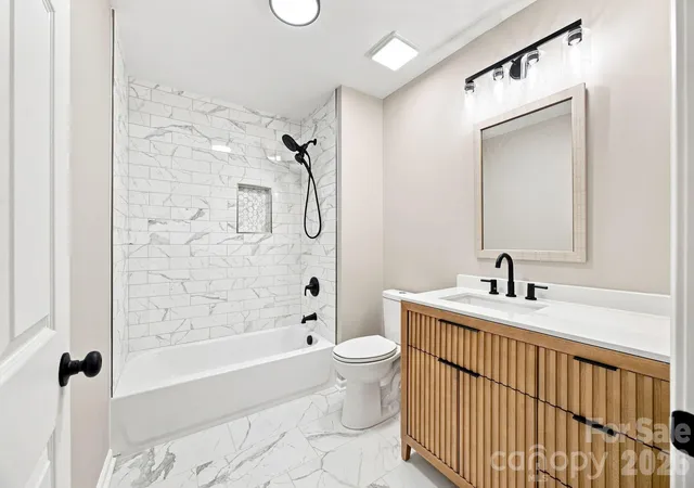 Photo 3 of Single family home for sale at 255 Lyerly Dr, Salisbury, NC 28146 | MLS# 4423692 | Listing updated on 2026-09-16