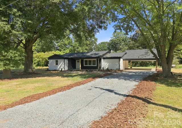 Photo 4 of Single family home for sale at 255 Lyerly Dr, Salisbury, NC 28146 | MLS# 4423692 | Listing updated on 2026-09-16