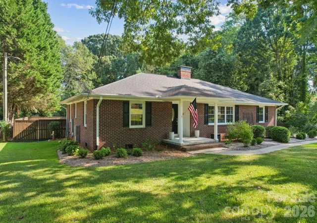 Photo 1 of Single family home for sale at 1729 Lumpkin Cir, Rock Hill, SC 29732 | MLS# 4423697 | Listing updated on 2026-10-04