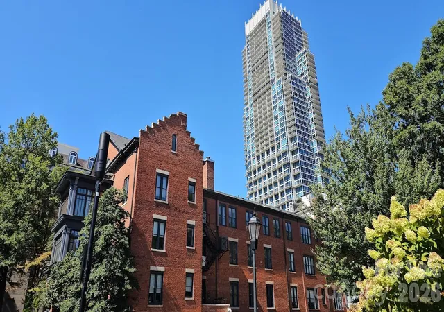 Photo 1 of Single family home for sale at 229 N Poplar St #3, Charlotte, NC 28202 | MLS# 4423707 | Listing updated on 2026-09-14