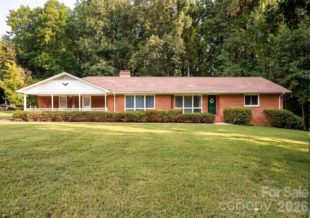 Photo 2 of Single family home for sale at 229 Random Rd, Mocksville, NC 27028 | MLS# 4423714 | Listing updated on 2026-09-13