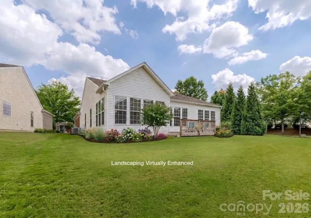 Photo 3 of Single family home for sale at 26407 Sandpiper Ct, Fort Mill, SC 29707 | MLS# 4423716 | Listing updated on 2026-10-20