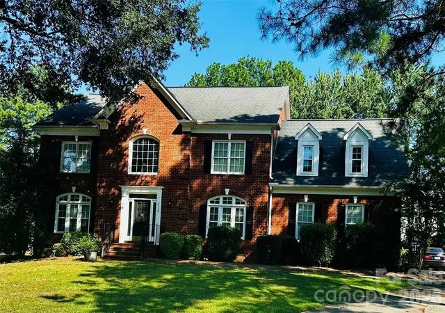 Photo 1 of Single family home for sale at 5110 Rotherfield Ct, Charlotte, NC 28277 | MLS# 4423720 | Listing updated on 2026-10-17