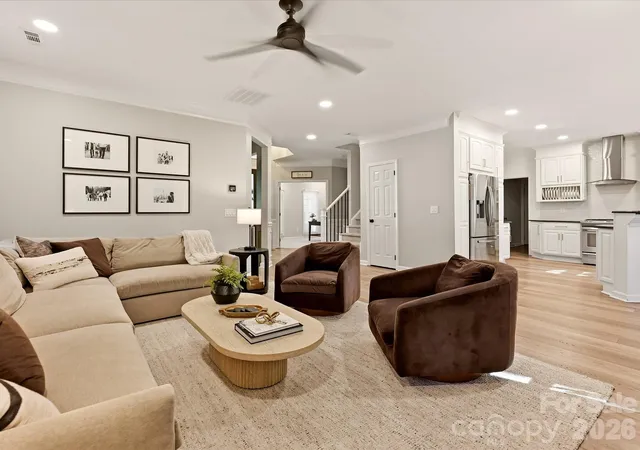 Photo 1 of Single family home for sale at 19706 Valiant Way, Cornelius, NC 28031 | MLS# 4423741 | Listing updated on 2026-10-24