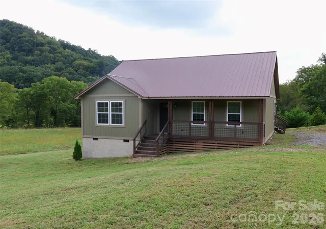 Photo 1 of Single family home for sale at 3240 Old Henson Cvs Rd, Canton, NC | MLS# 4423782 | Listing updated on 2026-09-16