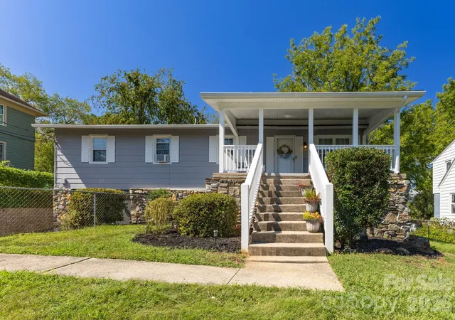 Photo 1 of Single family home for sale at 55 Congress St, Asheville, NC 28801 | MLS# 4423785 | Listing updated on 2026-09-27