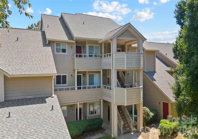 Photo 2 of Condo for sale at 2508 Stradbrook Dr #B, Charlotte, NC 28210 | MLS# 4423800 | Listing updated on 2026-09-12