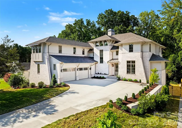 Photo 1 of Mansion for sale at 932 Heather Ln, Charlotte, NC 28209 | MLS# 4423806 | Listing updated on 2026-09-23