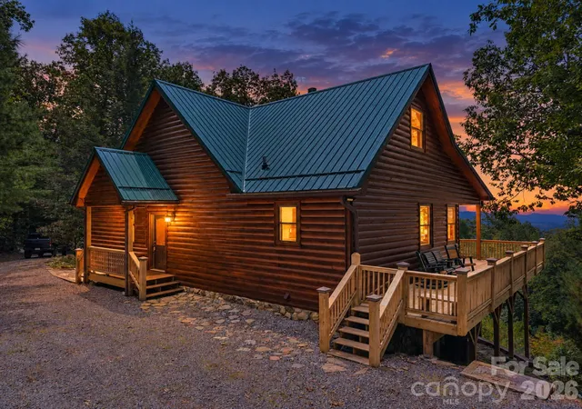 Photo 3 of Single family home for sale at 4880 Nightingale Ln, Lenoir, NC 28645 | MLS# 4423814 | Listing updated on 2026-10-08