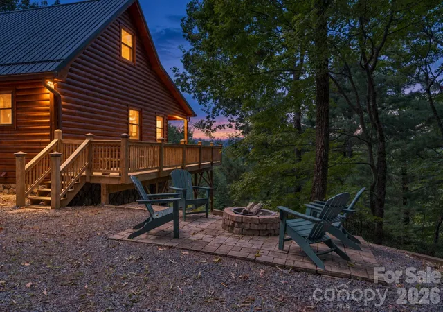 Photo 4 of Single family home for sale at 4880 Nightingale Ln, Lenoir, NC 28645 | MLS# 4423814 | Listing updated on 2026-10-08