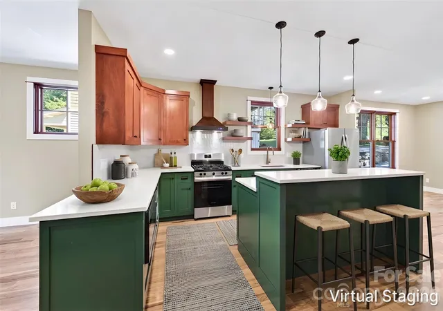 Photo 4 of Single family home for sale at 26 Grindstaff Dr, Asheville, NC 28803 | MLS# 4423848 | Listing updated on 2026-10-07